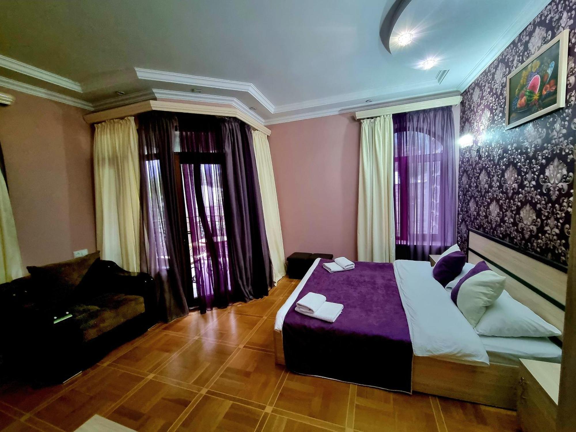 Rubin Hotel Goris Ngoại thất bức ảnh