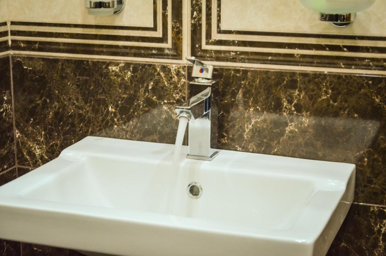 Rubin Hotel Goris Ngoại thất bức ảnh